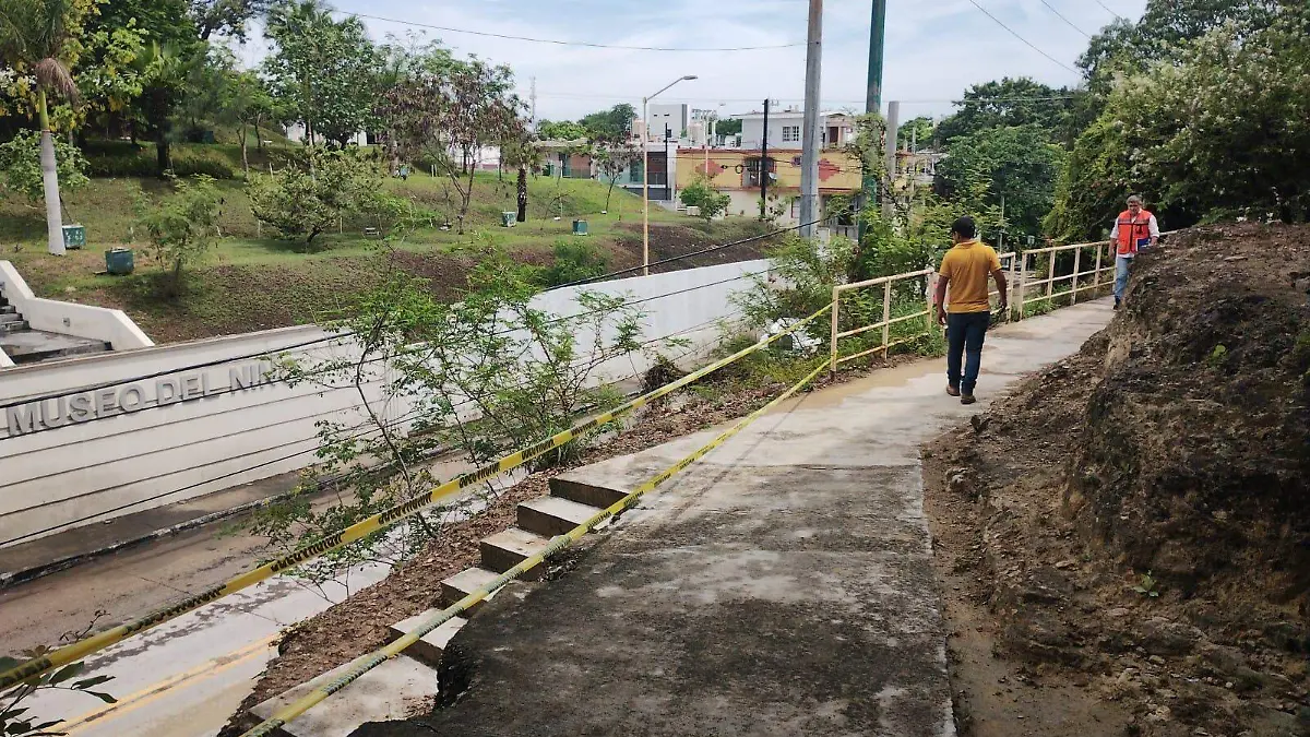 Representan una amenaza, pues en mucho de los casos se ubican en áreas habitadas.